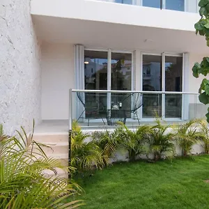 https://ground-level-garden-condo-at-akumal-south-by-tao-santamar.quintano-roohotels.com